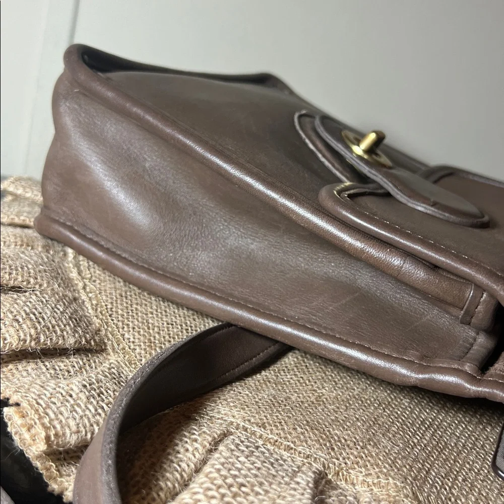 Vintage Coach Murphy Bag in Taupe (rare) - Picture 4 of 9